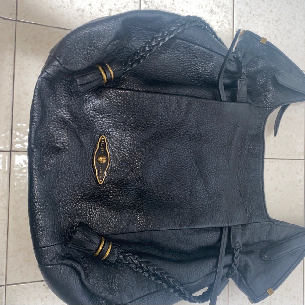 Elliott Lucca Black Shoulder Bag - Picture 3 of 10
